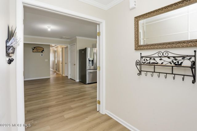 10 S Gateway Street, Toms River, NJ 08753