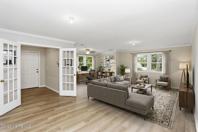 10 S Gateway Street, Toms River, NJ 08753