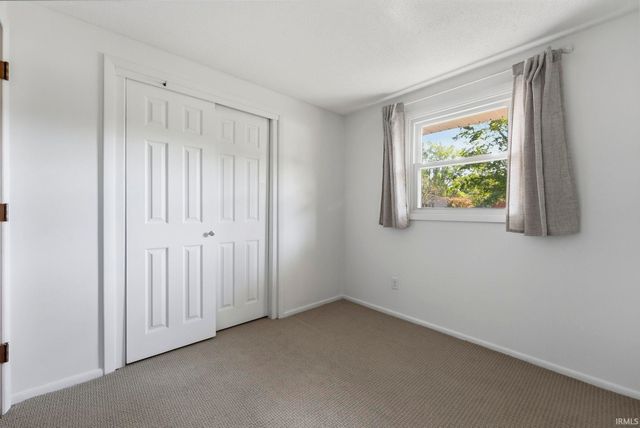9819 Cinderella Lane, Fort Wayne, IN 46835