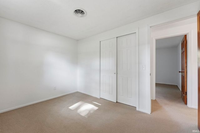 9819 Cinderella Lane, Fort Wayne, IN 46835