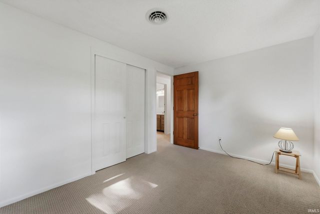 9819 Cinderella Lane, Fort Wayne, IN 46835