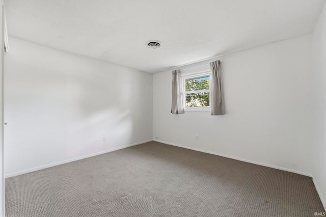 9819 Cinderella Lane, Fort Wayne, IN 46835