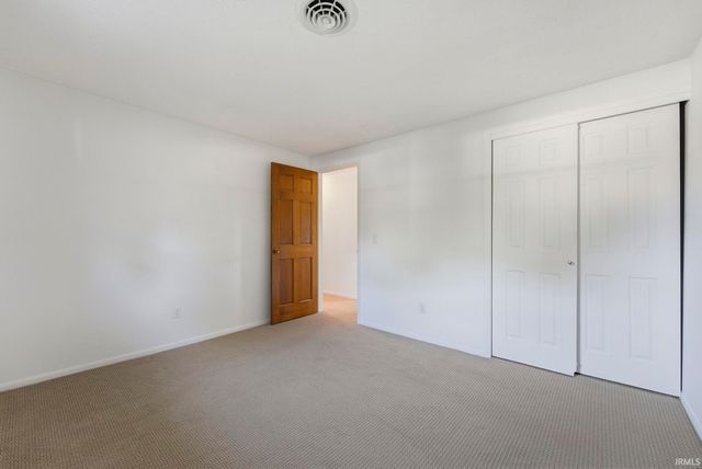 9819 Cinderella Lane, Fort Wayne, IN 46835
