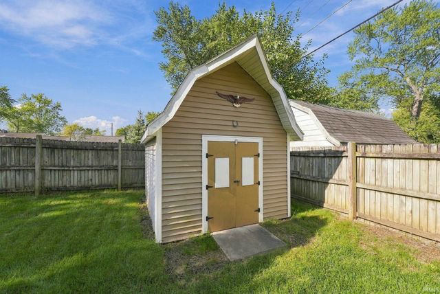 9819 Cinderella Lane, Fort Wayne, IN 46835