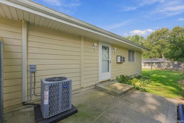 9819 Cinderella Lane, Fort Wayne, IN 46835
