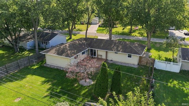 9819 Cinderella Lane, Fort Wayne, IN 46835