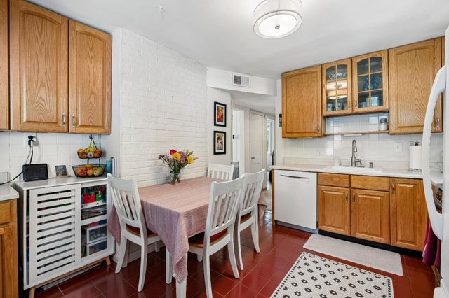 905 ROBIN RD, Silver Spring, MD 20901