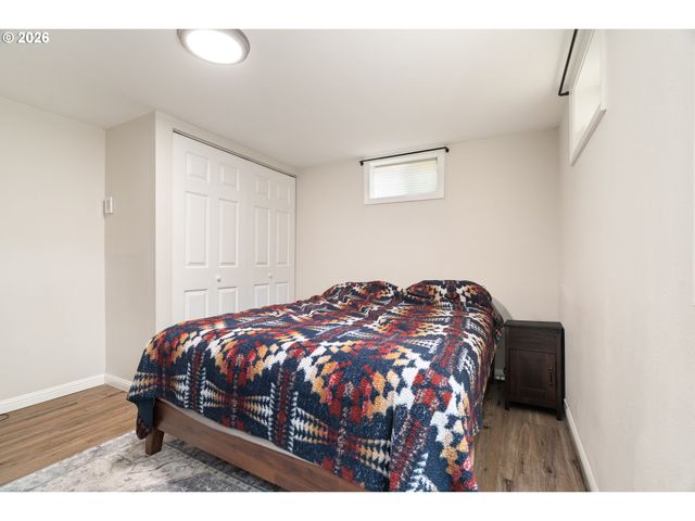10520 Se HOLGATE Blvd, Portland, OR 97266