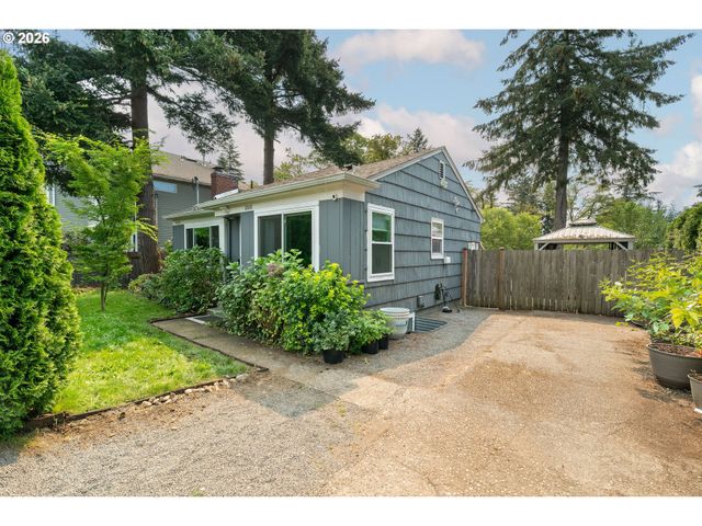 10520 Se HOLGATE Blvd, Portland, OR 97266