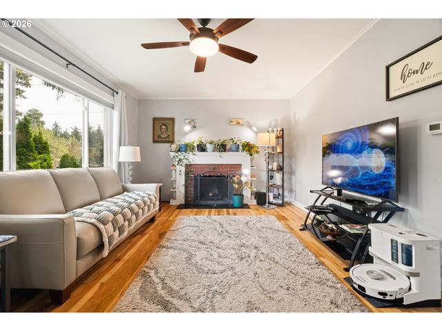 10520 Se HOLGATE Blvd, Portland, OR 97266