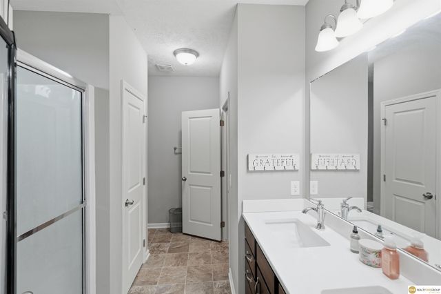 6010 N 15th Court, Lincoln, NE 68521