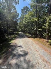 13190 ST JOHNS CREEK RD, Lusby, MD 20657