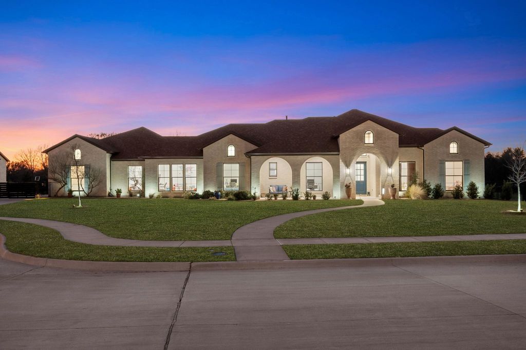 117 Ambrosia Lane, Heath, TX 75032