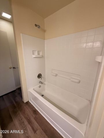 825 S RIVER Drive 201, Tempe, AZ 85281