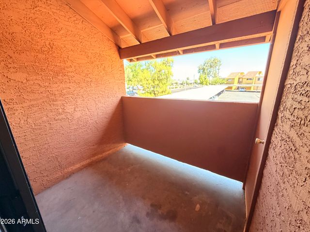 825 S RIVER Drive 201, Tempe, AZ 85281