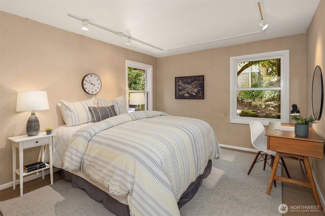 4529 E Laurel Drive NE, Seattle, WA 98105