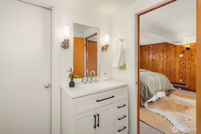 4529 E Laurel Drive NE, Seattle, WA 98105