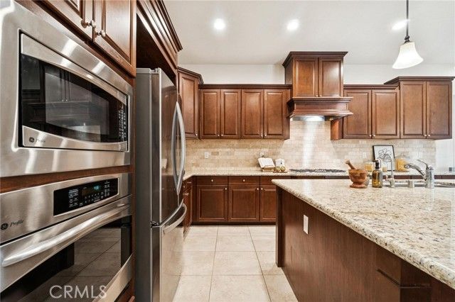 15930 Mandalay Road, Canyon Country (santa Clarita), CA 91387