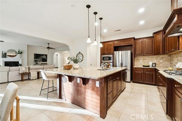 15930 Mandalay Road, Canyon Country (santa Clarita), CA 91387