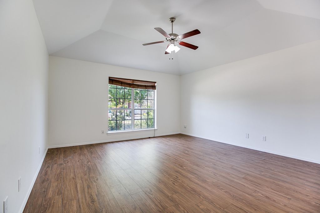 Image 17 of property listing at 3630 Shadyhill Drive, San Angelo, TX 76904