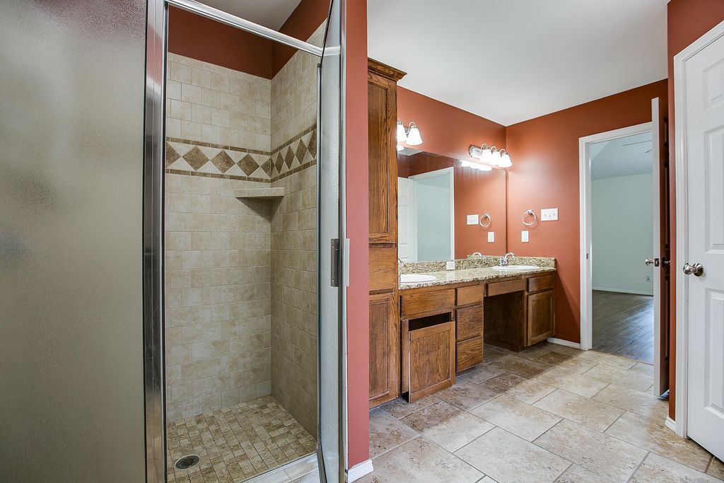 Image 20 of property listing at 3630 Shadyhill Drive, San Angelo, TX 76904