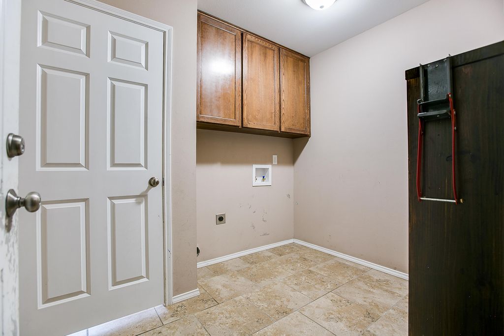 Image 27 of property listing at 3630 Shadyhill Drive, San Angelo, TX 76904