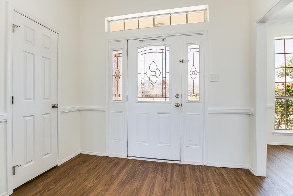 Image 6 of property listing at 3630 Shadyhill Drive, San Angelo, TX 76904