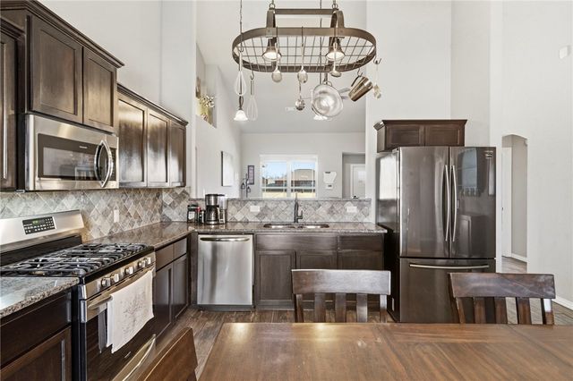 205 Ross Salvage Road, Pea Ridge, AR 72751