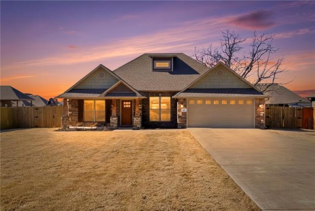 205 Ross Salvage Road, Pea Ridge, AR 72751