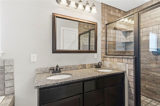 205 Ross Salvage Road, Pea Ridge, AR 72751