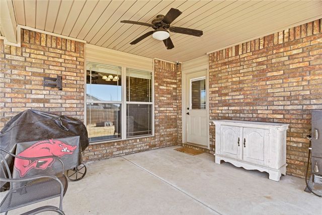 205 Ross Salvage Road, Pea Ridge, AR 72751