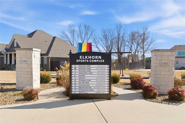 205 Ross Salvage Road, Pea Ridge, AR 72751