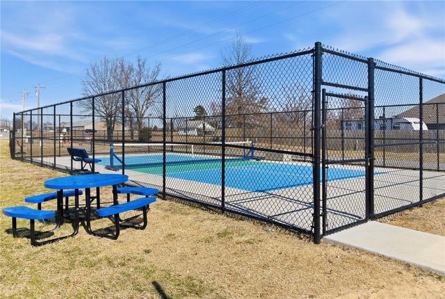 205 Ross Salvage Road, Pea Ridge, AR 72751