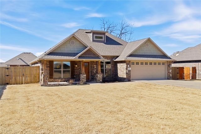 205 Ross Salvage Road, Pea Ridge, AR 72751