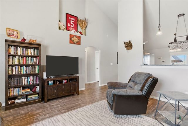 205 Ross Salvage Road, Pea Ridge, AR 72751