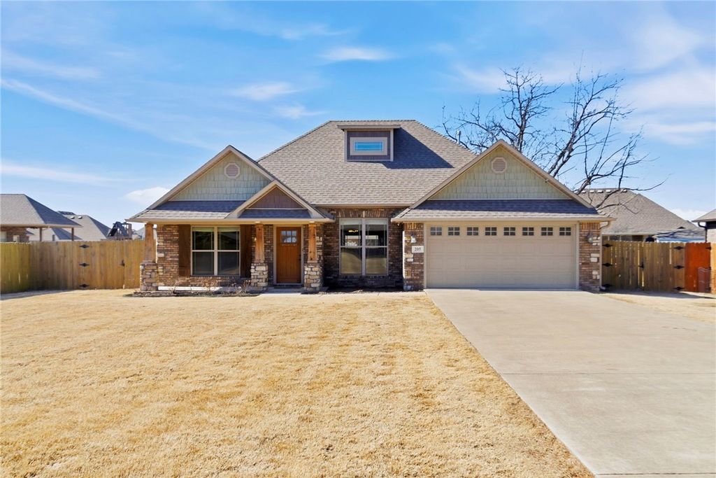 205 Ross Salvage Road, Pea Ridge, AR 72751