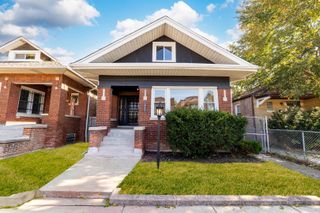 7951 S Loomis Boulevard, Chicago, IL 60620