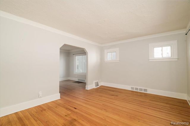 967 Alberta Street, Ferndale, MI 48220