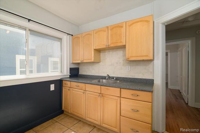 967 Alberta Street, Ferndale, MI 48220