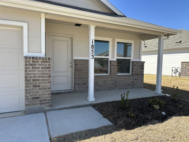 1853 Ventasso Boulevard, Aubrey, TX 76227