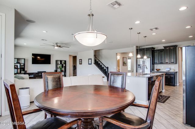 10956 N Gemma Avenue, Oro Valley, AZ 85742