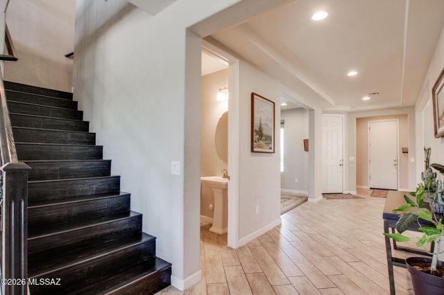 10956 N Gemma Avenue, Oro Valley, AZ 85742