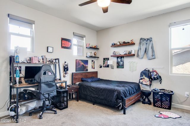 10956 N Gemma Avenue, Oro Valley, AZ 85742
