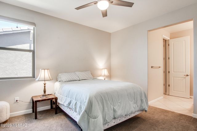 10956 N Gemma Avenue, Oro Valley, AZ 85742