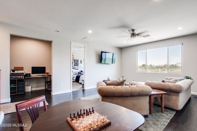 10956 N Gemma Avenue, Oro Valley, AZ 85742