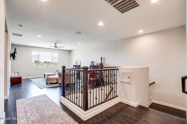 10956 N Gemma Avenue, Oro Valley, AZ 85742