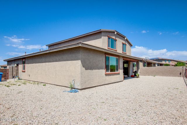 10956 N Gemma Avenue, Oro Valley, AZ 85742