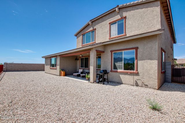 10956 N Gemma Avenue, Oro Valley, AZ 85742