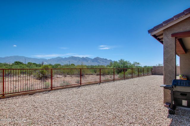10956 N Gemma Avenue, Oro Valley, AZ 85742