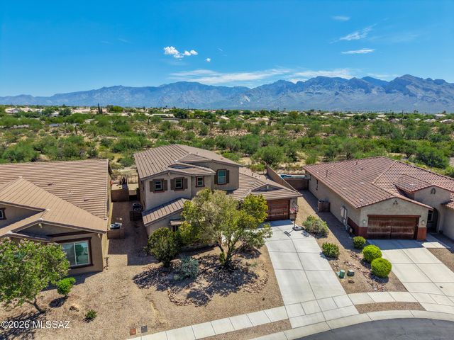 10956 N Gemma Avenue, Oro Valley, AZ 85742